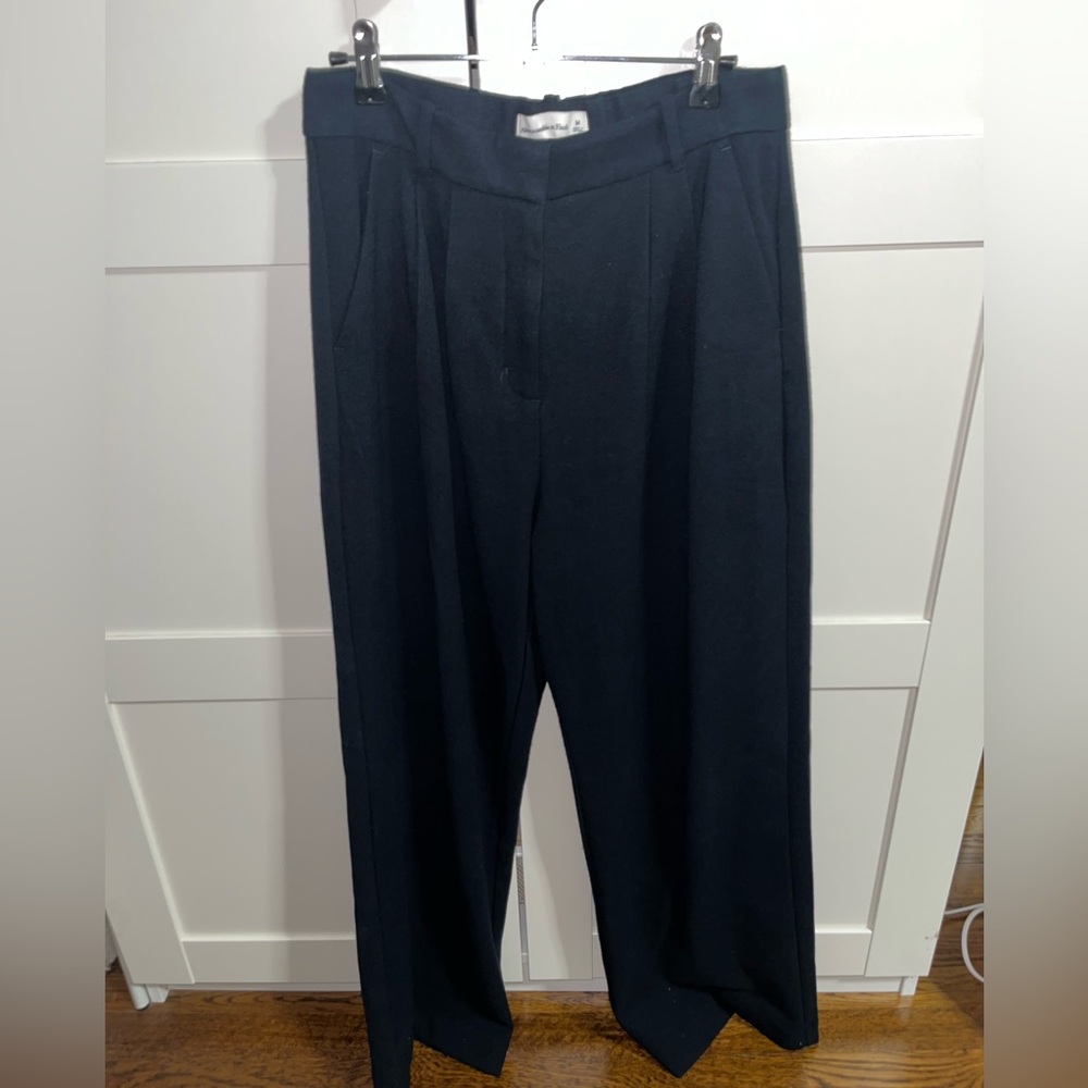 Abercrombie and fitch tailored brushed suiting wide leg pant black size medium.